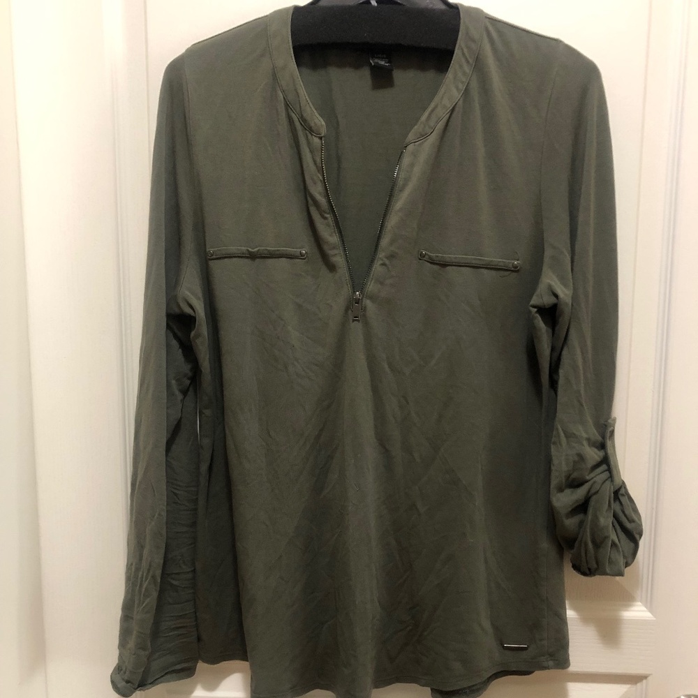 Tahari women’s Large convertible long sleeve tee khaki half zip